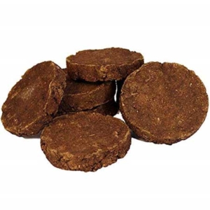Cow dung cake (1 year old)
